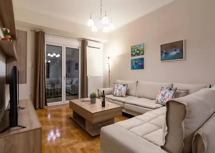Acropolis View 2Bd Apt Next To Museum & Metro